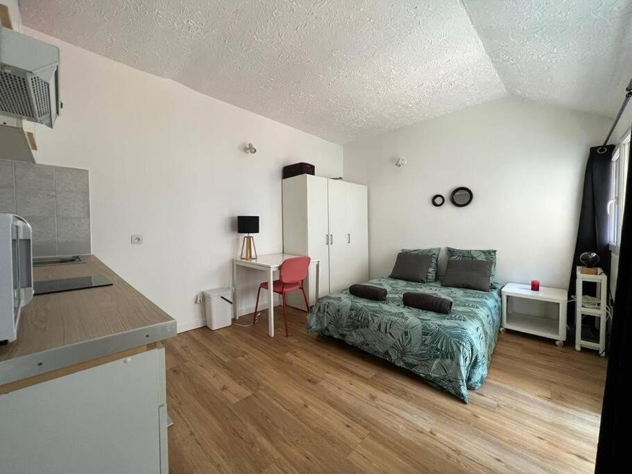 Le Cocon De Melun Apartment Exterior photo
